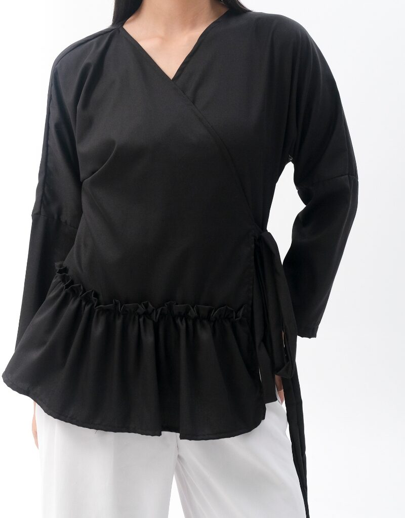 SHOPATALEEN - Agatha White Kimono Ruffle Atasan Lengan Panjang Blouse