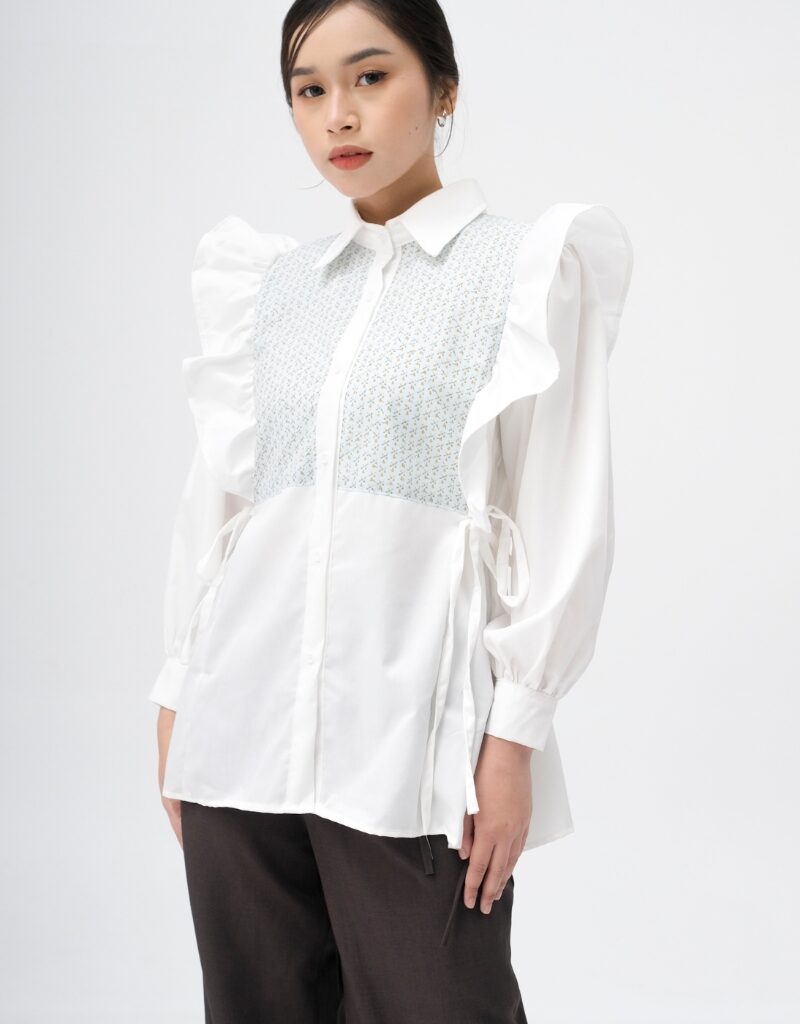 Alternative view of SHOPATALEEN - Jema Flower Ruffle Long Shirt