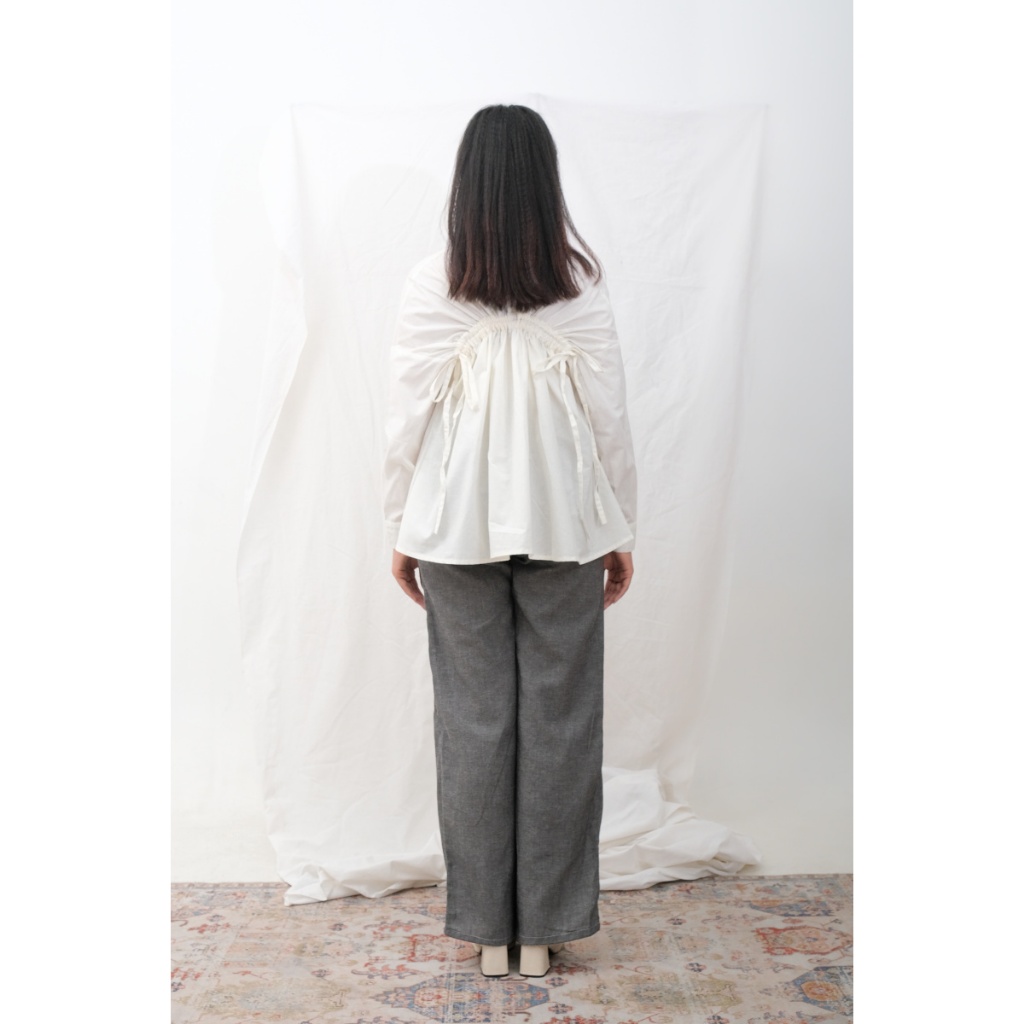 NONA THE LABEL X SHOPATALEEN - Kemeja Wanita Lengan Panjang Polos Blouse - Image 6