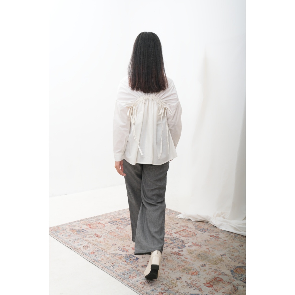 NONA THE LABEL X SHOPATALEEN - Kemeja Wanita Lengan Panjang Polos Blouse - Image 8